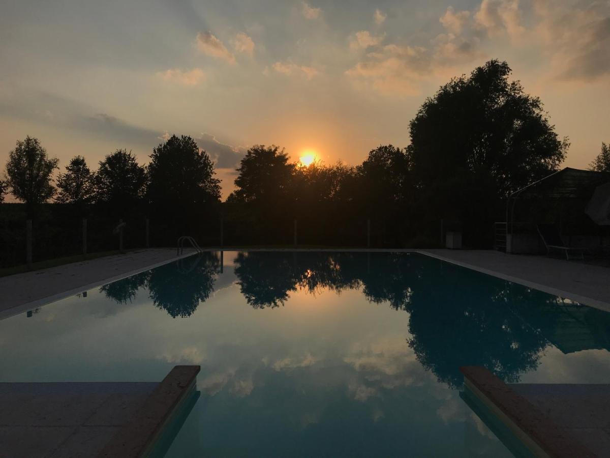 Agriturismo Feliciana Pozzolengo Luaran gambar