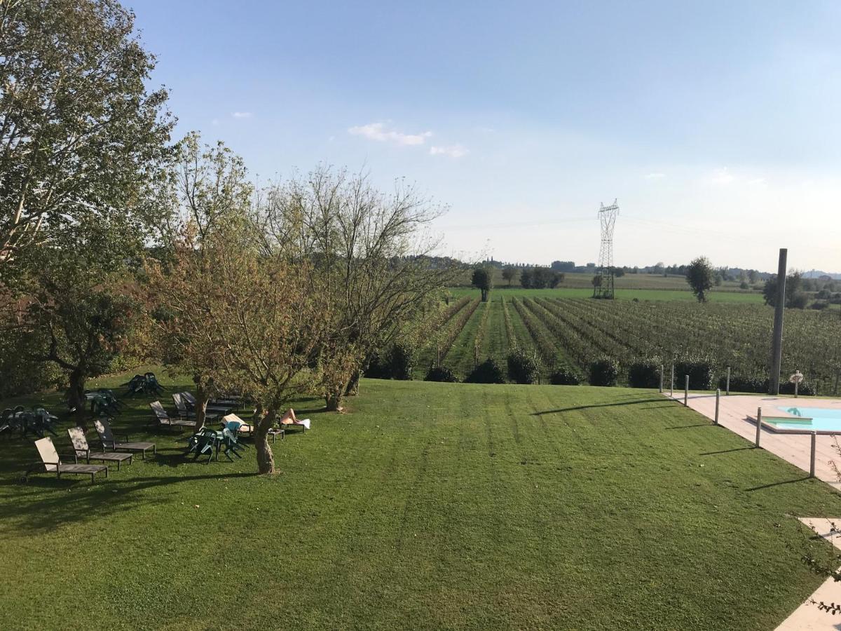 Agriturismo Feliciana Pozzolengo Luaran gambar