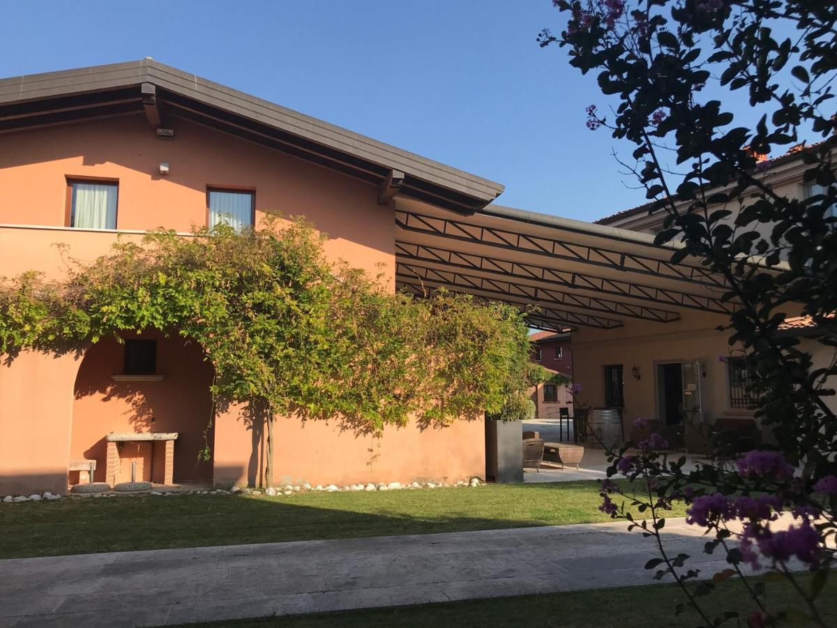 Agriturismo Feliciana Pozzolengo Luaran gambar