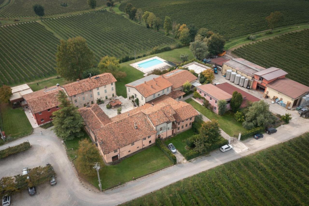 Agriturismo Feliciana Pozzolengo Luaran gambar