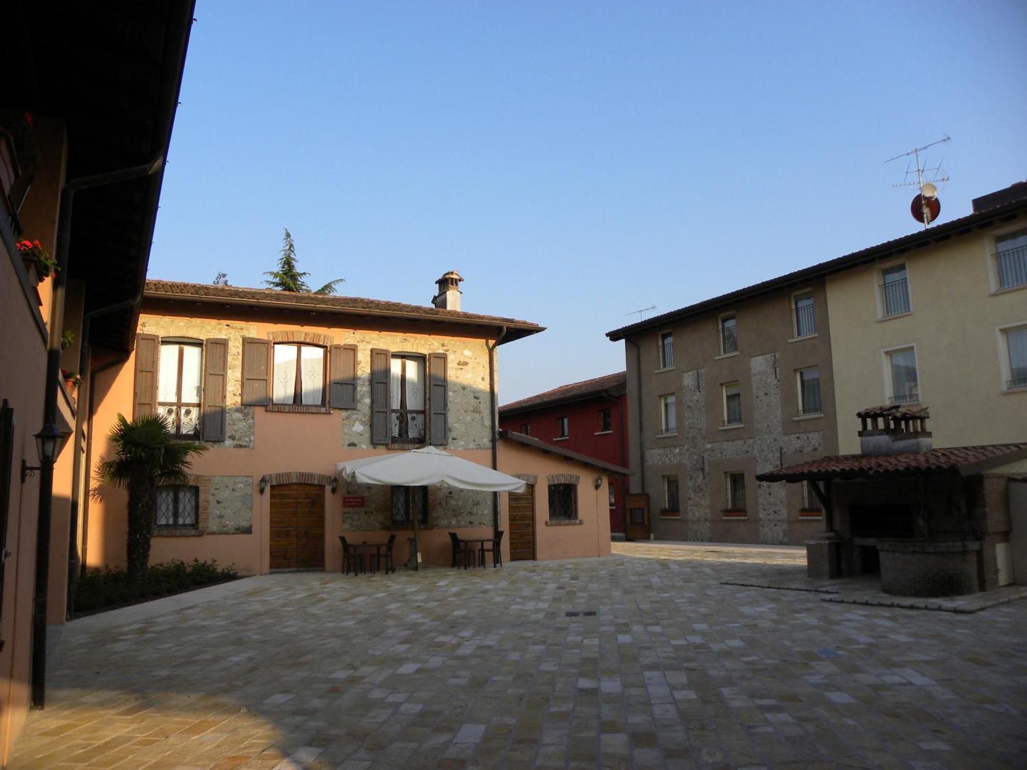 Agriturismo Feliciana Pozzolengo Luaran gambar